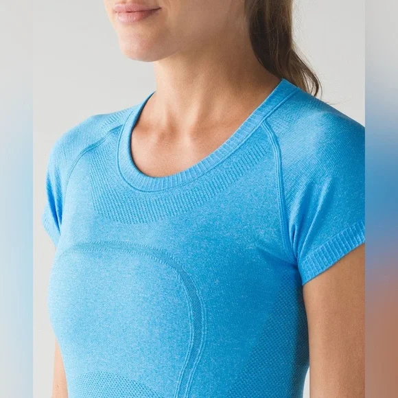 Lululemon Swiftly Tech Short Sleeve Crew Blue Size 8 - Picture 3 of 6